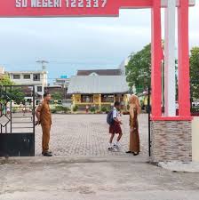 perpustakaan SEKOLAH DASAR NEGERI TIGA TIGA TUJUH